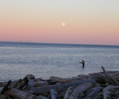 Fishing at Rotary Beach with moonrise - credit Gord Zmaeff