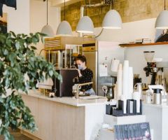 32-Lakes-Cafe-and-Bakery-in-Powell-River-Sunshine-Coast-Tourism-Shayd-Johnson-