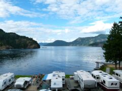 Brown's Bay Resort - RV camping sites on the water